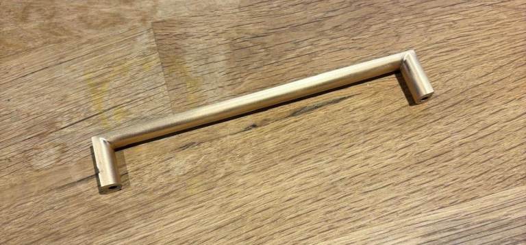 New Gold Metal Cabinet Handle - 192mm (28 of)