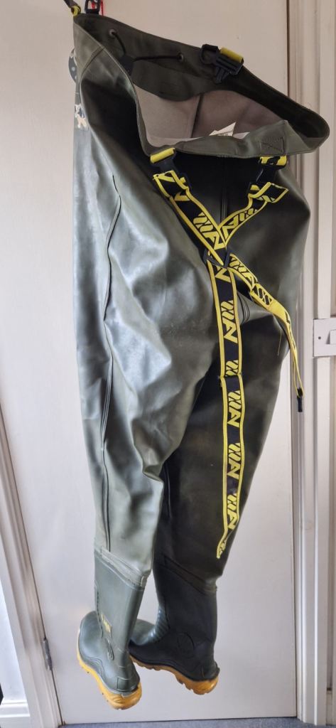 Heavy duty chest waders