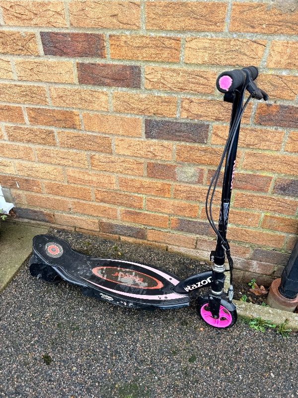 Children’s Razor PowerCore E90 Kids Electric Scooter - Pink- SPARES/REPAIR