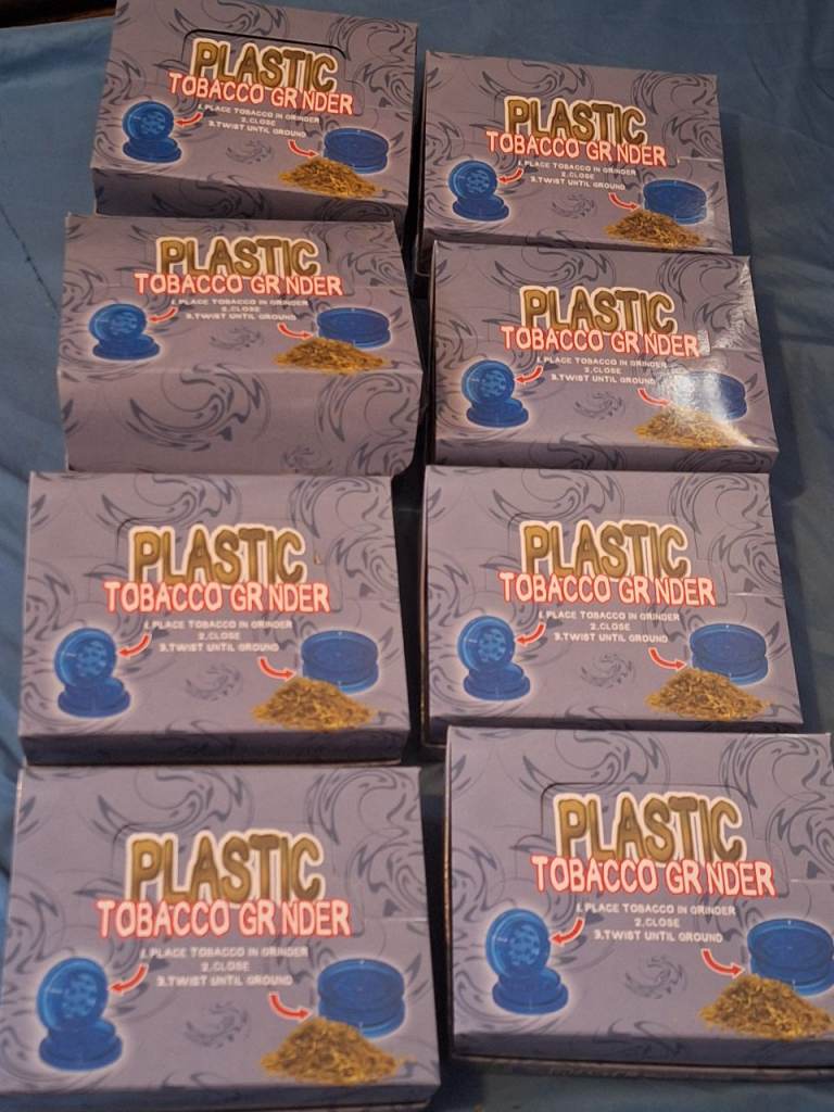 Tobacco grinders X8 boxes of 12,  total 96 grinders 