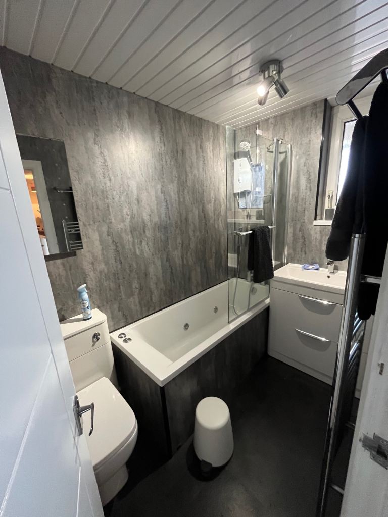 2x Bedroom flat, St Vincent Terrace