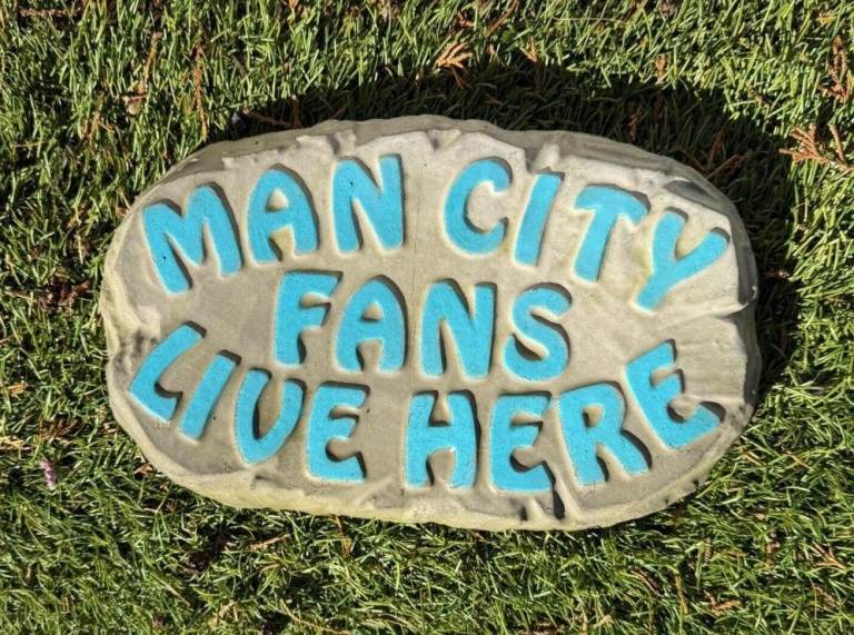 Man City Fans Live Here' Garden Stone
