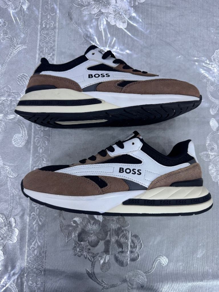 image for Boss trainers