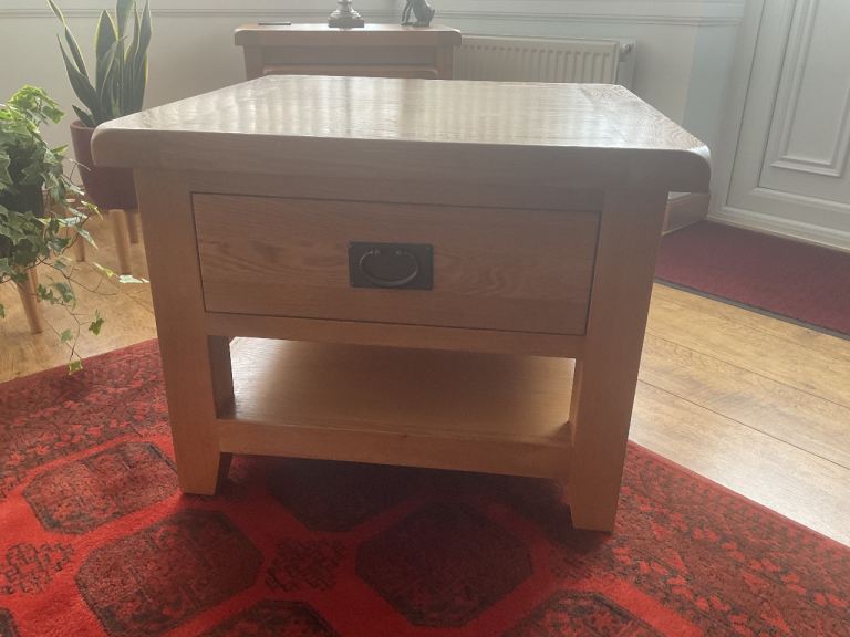 Solid Oak Coffee Table with Drawer – Good Condition