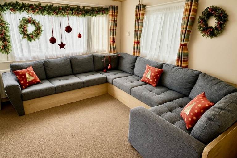 Cheap 3 Bedroom Caravan For Sale, 4 years old! 11.5 month season