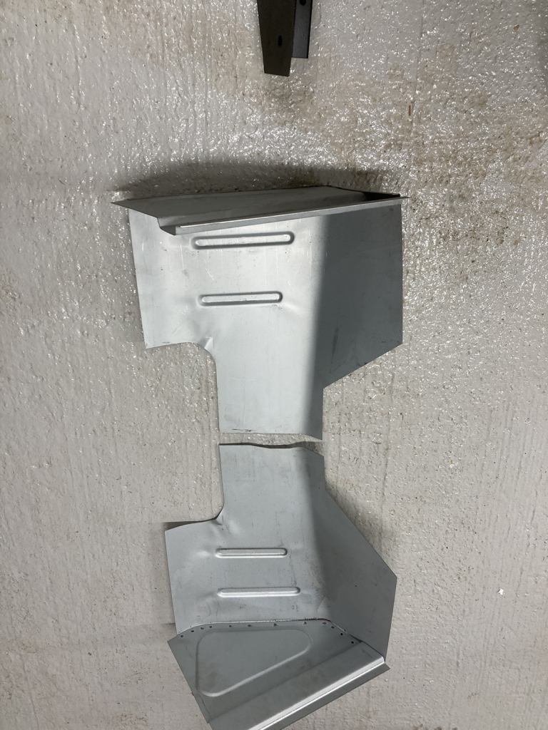 Range Rover classic pair of A post repair panels 