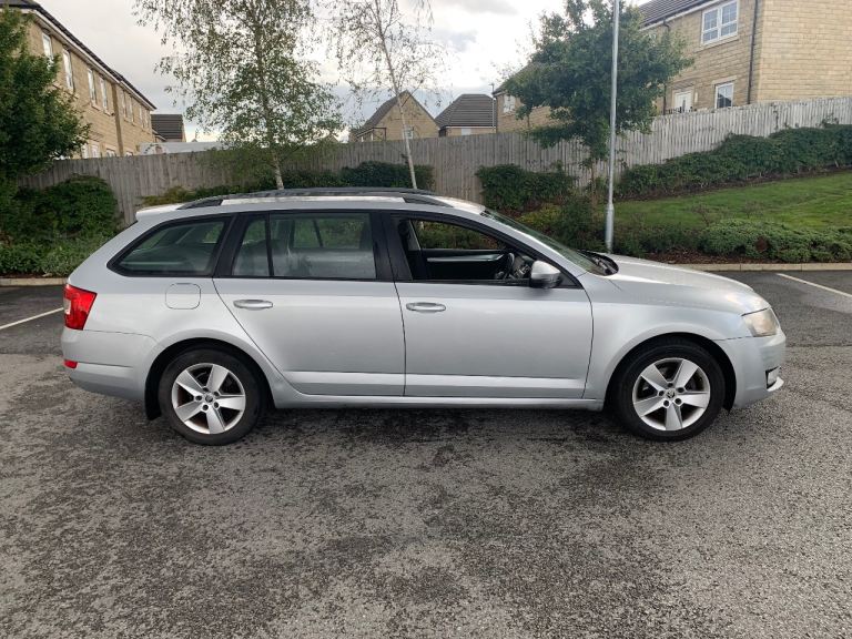 Skoda, OCTAVIA, Estate, 2013, Manual, 1598 (cc), 5 doors