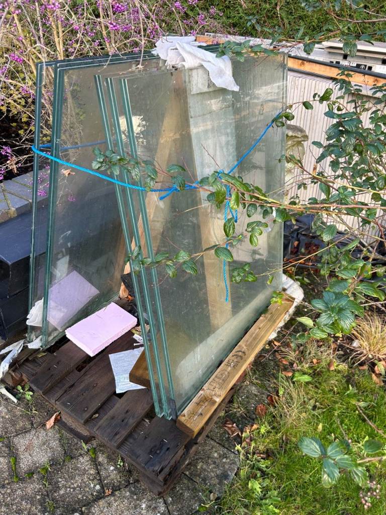 Balcony Glazing 20.89mm Toughened SG Laminated Clear glass (Kitemarked)