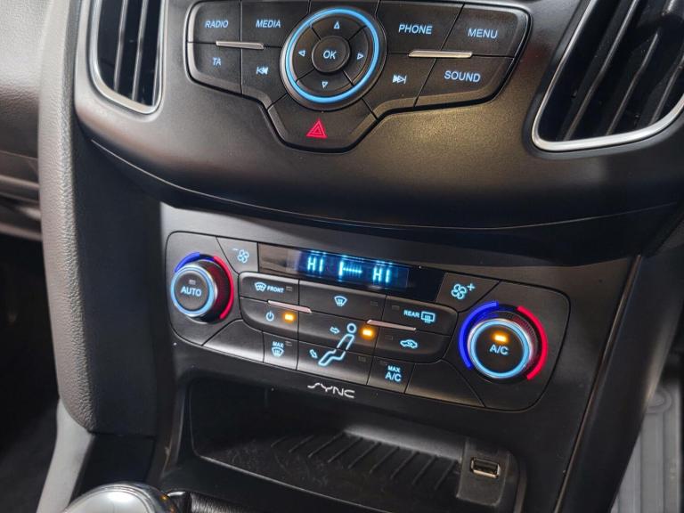 2015 Ford Focus 2.0T EcoBoost ST-3 5dr HATCHBACK PETROL Manual