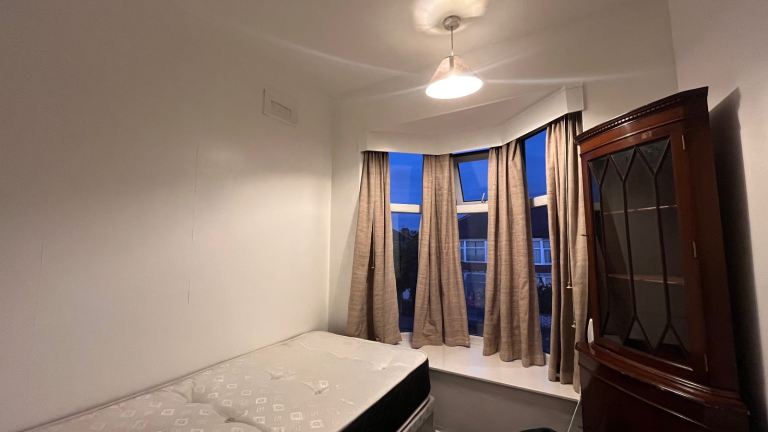 Available Box Room To Rent