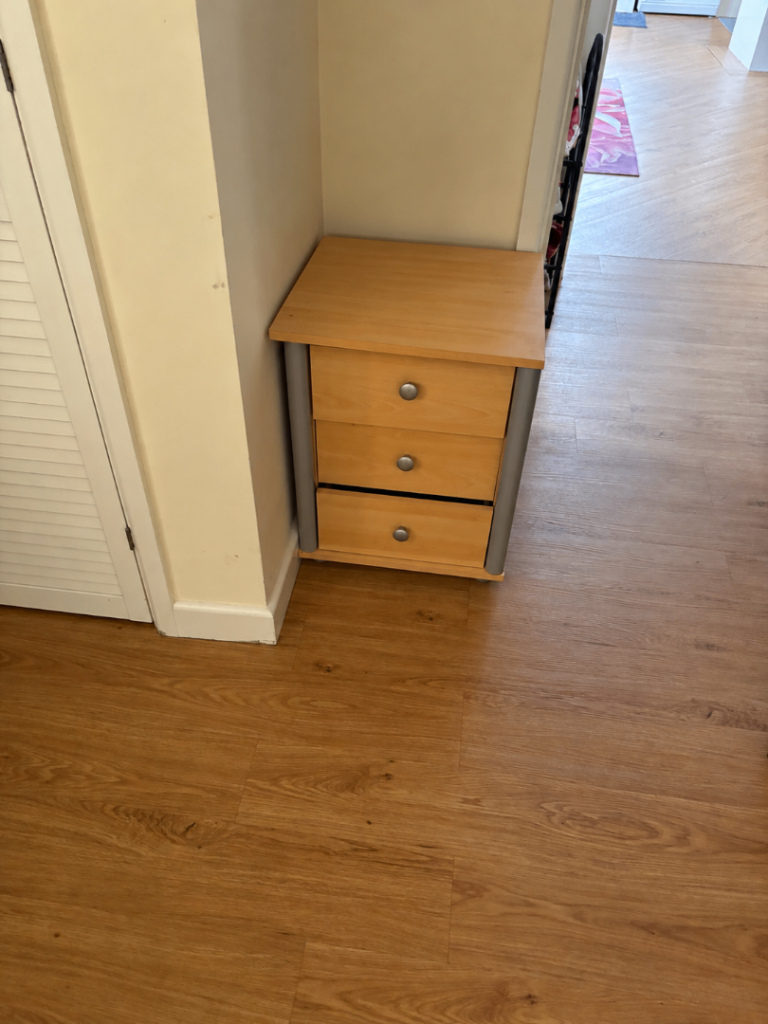Small Wooden Bookcase / Storage Unit – Good Condition