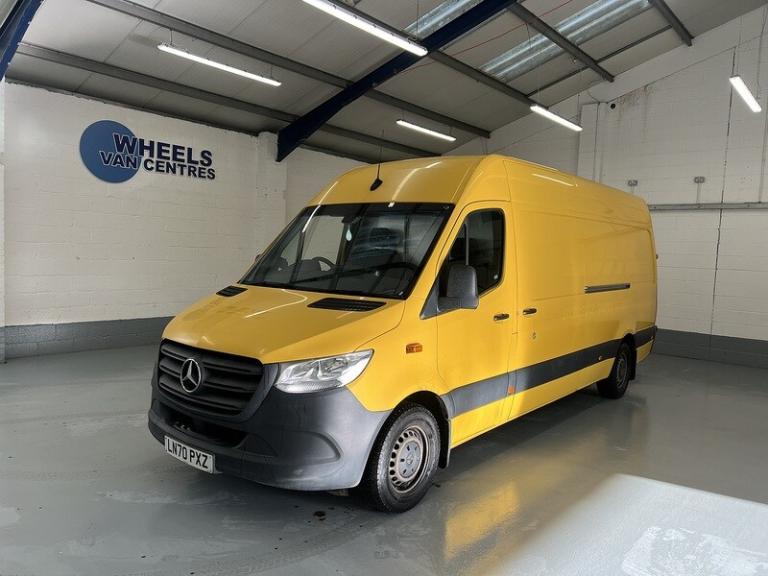 2020 Mercedes-Benz Sprinter 3.5t H2 Progressive Van PANEL VAN DIESEL Manual