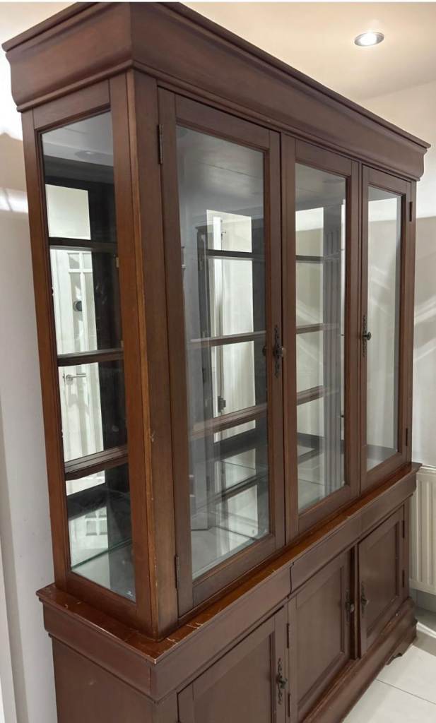 Italian wooden mahogany furniture set