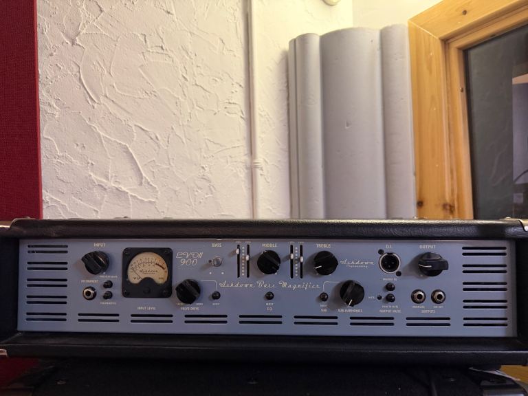 ashdown evo II 900 Bass guitar amp head
