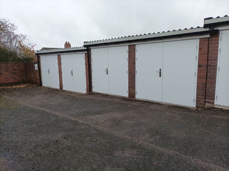 Newly garage/refurbish storage units are now available to rent in Cheadle