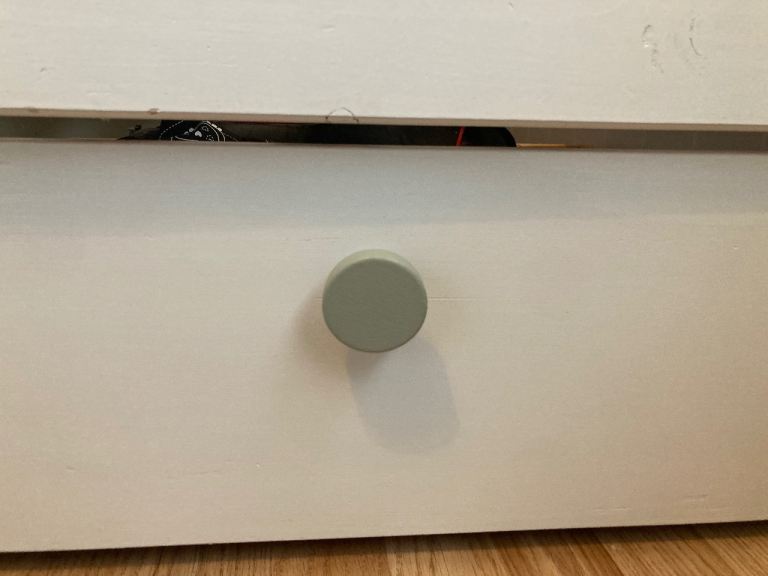 Single wooden day bed with drawers 