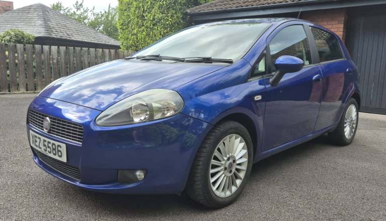 1 previous owner. MOT:15/04/27. Low Miles. 2009 Fiat Grande Punto GP. A rare spec. 1.4 Petrol Manual