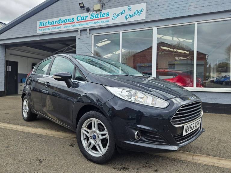 2013 Ford Fiesta 1.25 Zetec Hatchback 5dr Petrol Manual Euro 5 (82 ps) Hatchback Petrol Manual