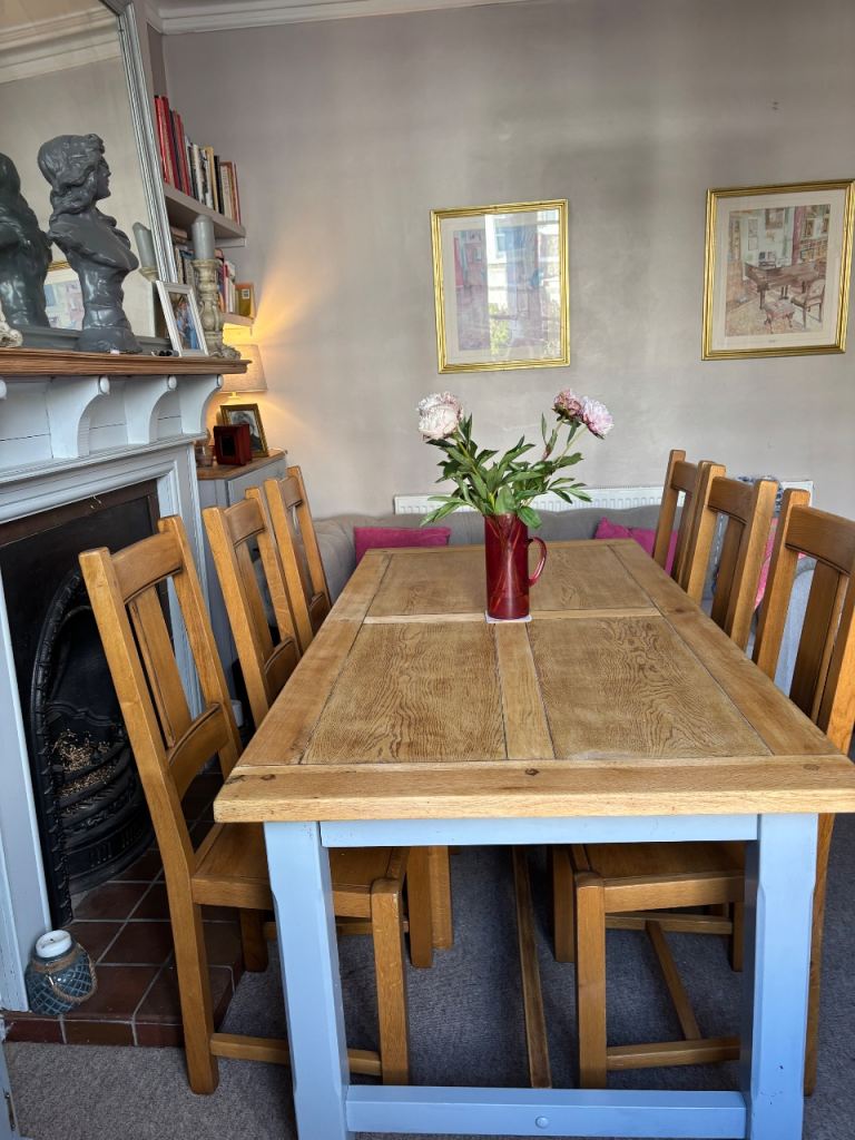 Rustic French Oak Dining Table & 6 Chairs