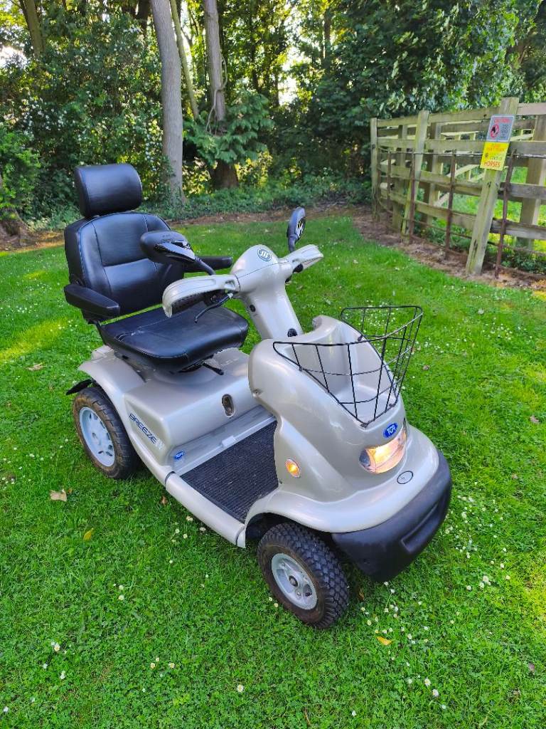 TGA Breeze IV 8mph road legal mobility scooter. Local delivery available 
