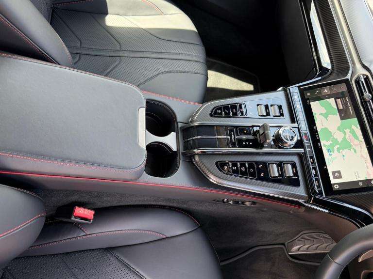 2025 Aston Martin Vantage V8 2dr Auto HATCHBACK PETROL Automatic