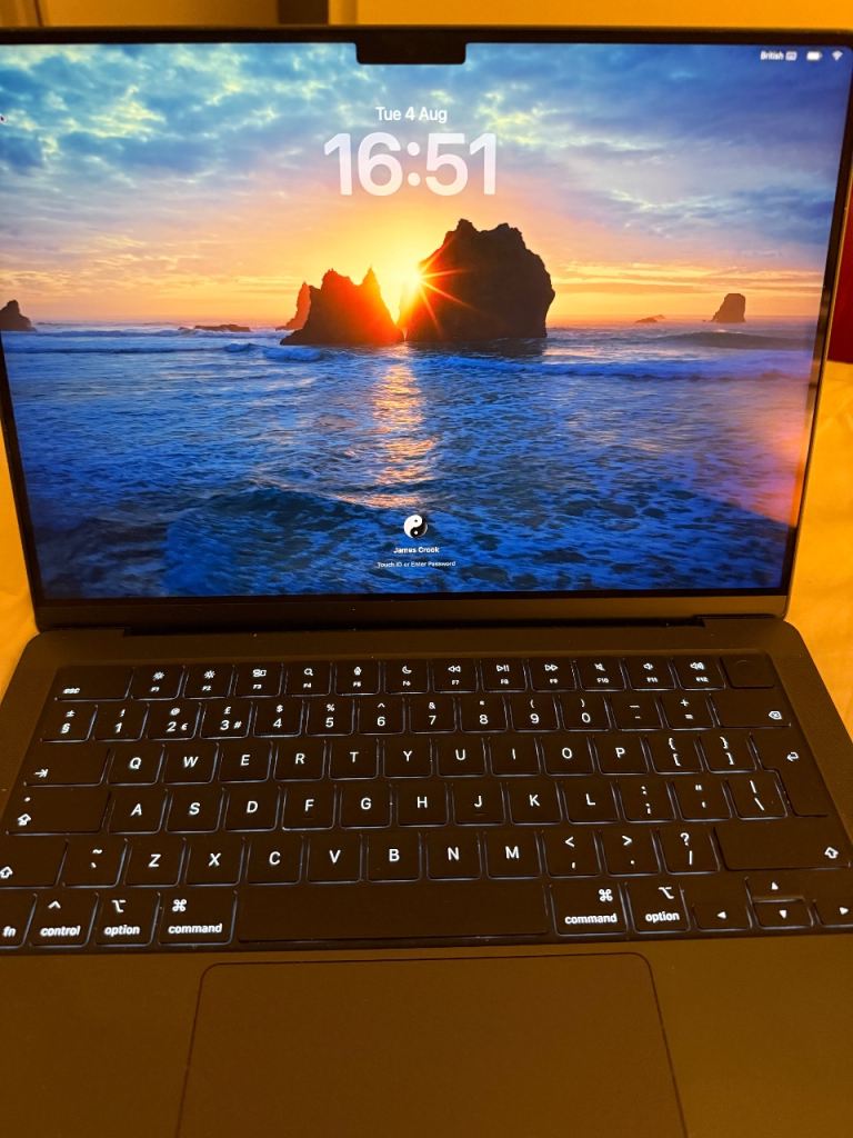 Macbook Pro M5 Midnight 14” 16GB/1TB