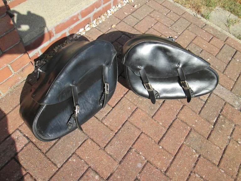 Harley-Davidson Sportster Leather Teardrop Panniers & Backrest