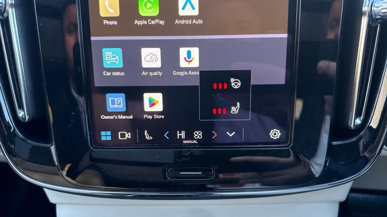 2025 Volvo XC40 2.0 B4P Ultra Dark 5dr Auto Petrol Estate Estate Petrol Automatic