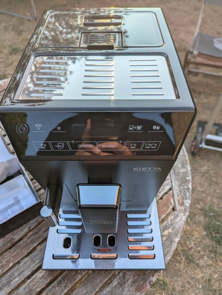 DeLonghi Eletta Cappuccino Coffee Machine - Black