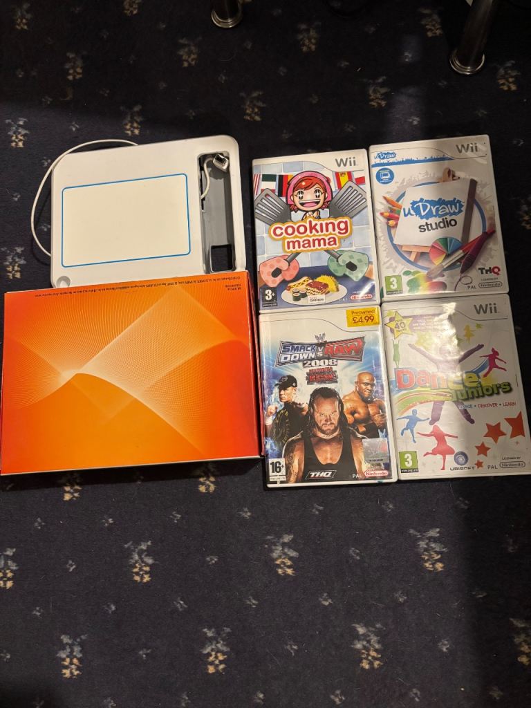 Wii Acrive Fit,  Wii u draw and games 
