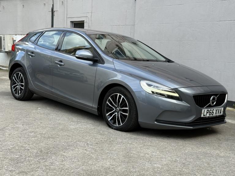 2017 VOLVO V40 2.0 Momentum T2 Grey Manual Petrol