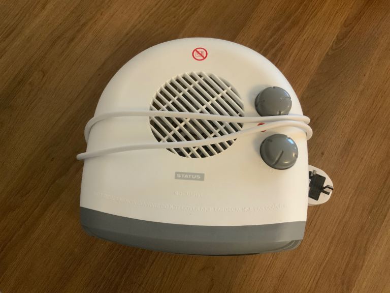 Small heating&cooling fan