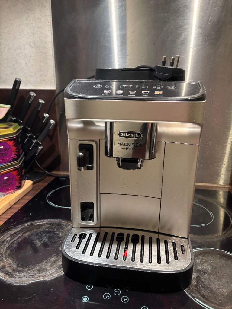 DELONGHI Magnifica Evo ECAM290.61.SB Bean to Cup Coffee Machine - Silver
