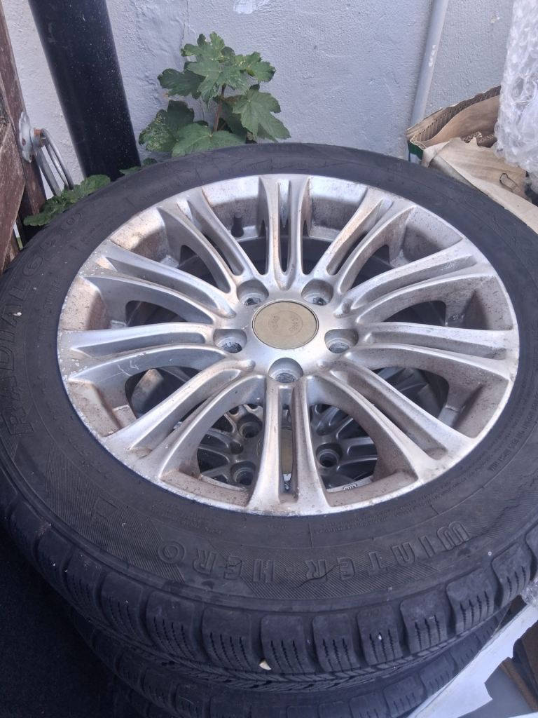 SET OF ALLOY WHEELS 5 STUD WITH TYRES