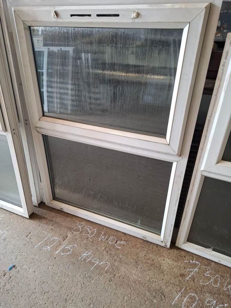 Pvc  ( Toilet / bathroom ) windows