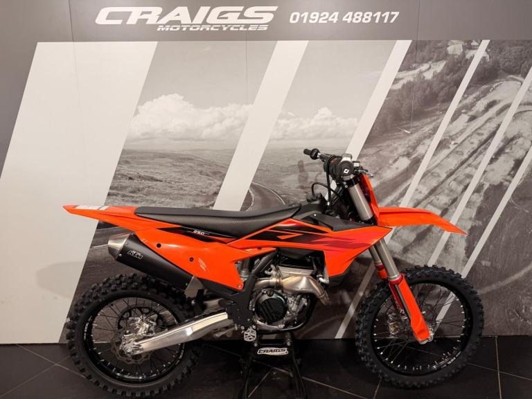 KTM 250 SXF 2027 NEW MX BIKE IN STOCK AT CRAIGS MOTORCYCLES 