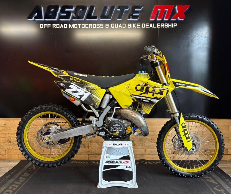 2006 SUZUKI RM125