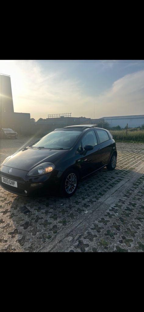 Fiat, PUNTO, Hatchback, 2013, Manual, 1368 (cc), 5 doors