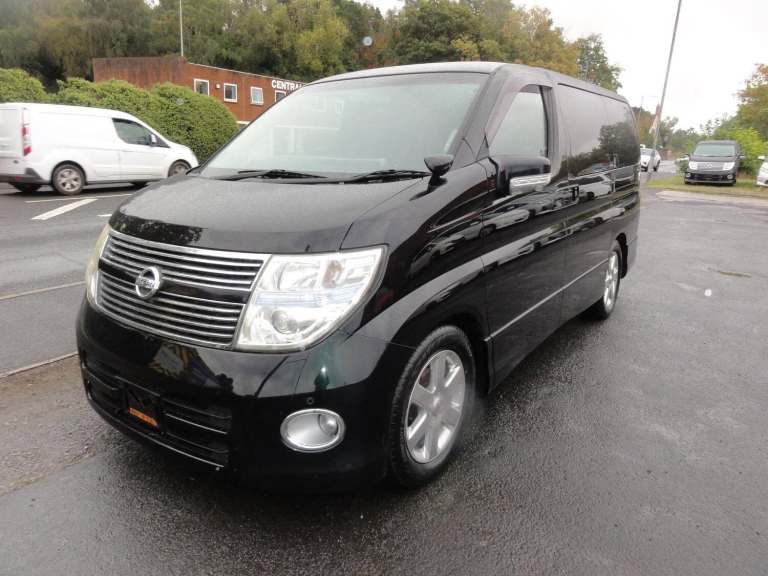 Nissan Elgrand HIGHWAY STAR FRESH IMPORT Petrol Automatic