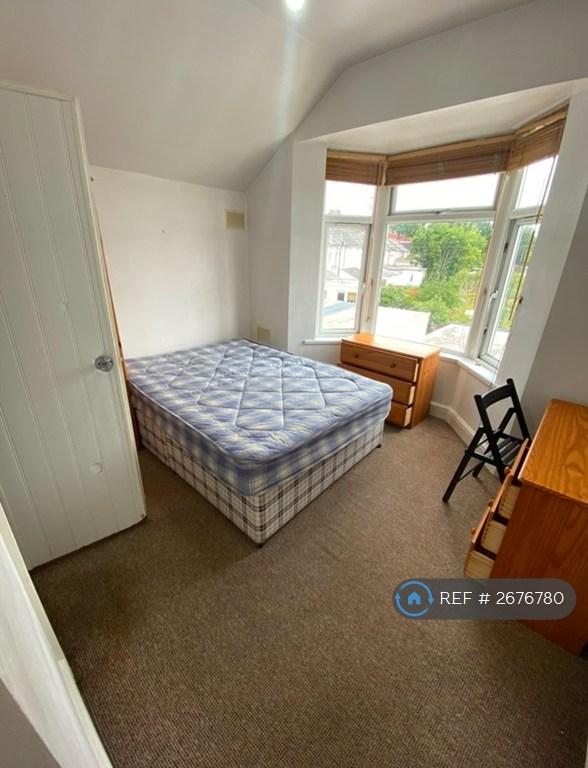 3 bedroom flat in Heath, Cardiff, CF14 (3 bed) (#2676780)