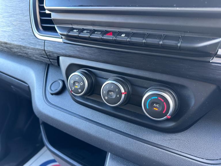 2023 73 RENAULT TRUCKS UK TRAFIC dCi 150 3T LWB L2 H1 Van Red Edition