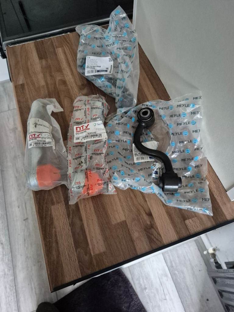 Nissan qashqai 2013 suspension parts 