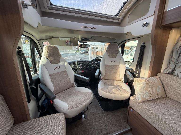 Bailey Advance 76-2 Fixed Bed Full Rear Bathroom