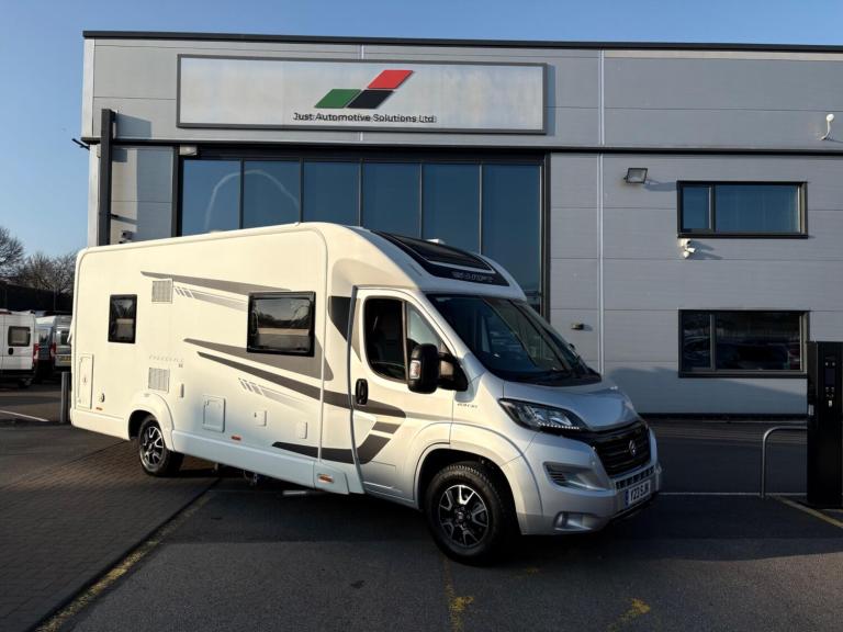 2019 Swift Escape 694 Freestyle - 6 Berth - 5 Belts - End Island Bed - Drop Down Bed Diesel Manual