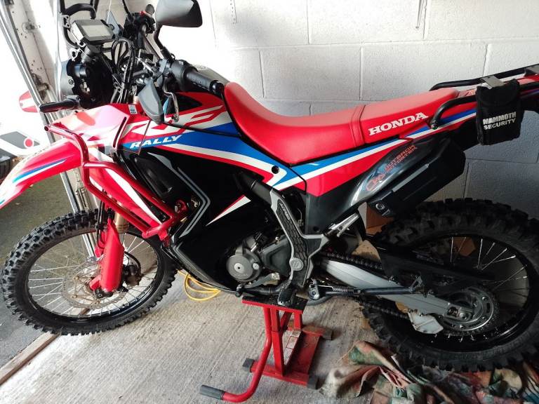 Honda CRF 300 Rally + EXTRAS!
