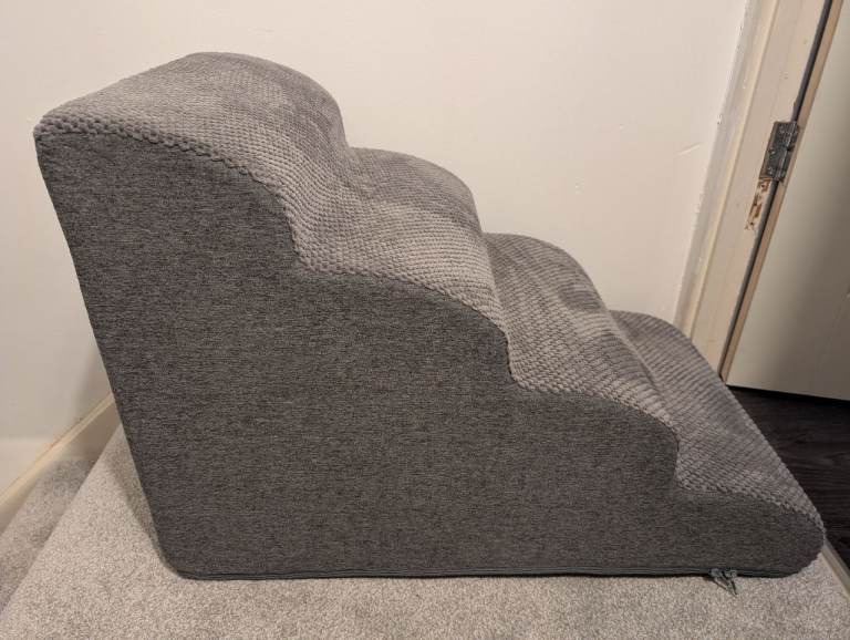 Dog stairs/ramp 🐕