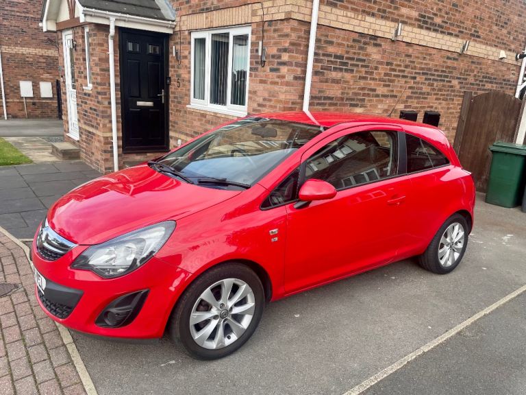 Vauxhall Corsa 1.2 Good Spec Cheap To Run, Full history, Bluetooth Phone & Music