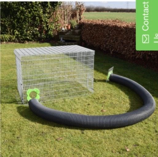 Rabbit tunnels and outdoor pen with lid and connections from RUNAROUND company-with instructions