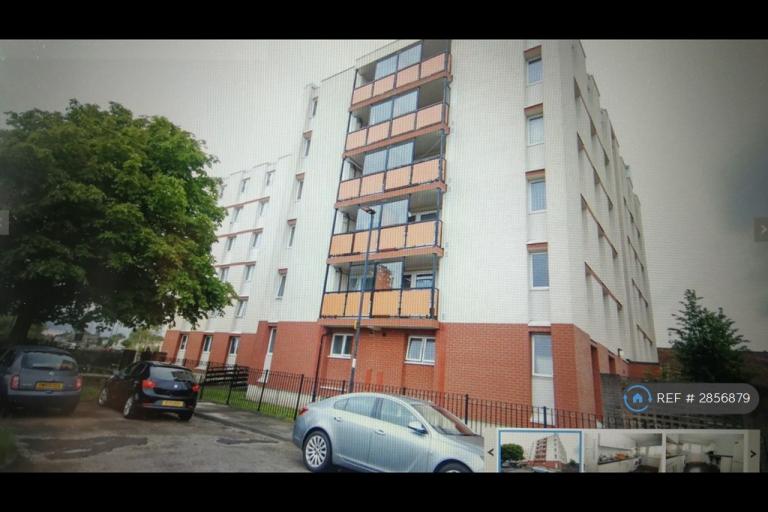 2 bedroom flat in Gosforth, Newcastle Upon Tyne, NE3 (2 bed) (#2856879)