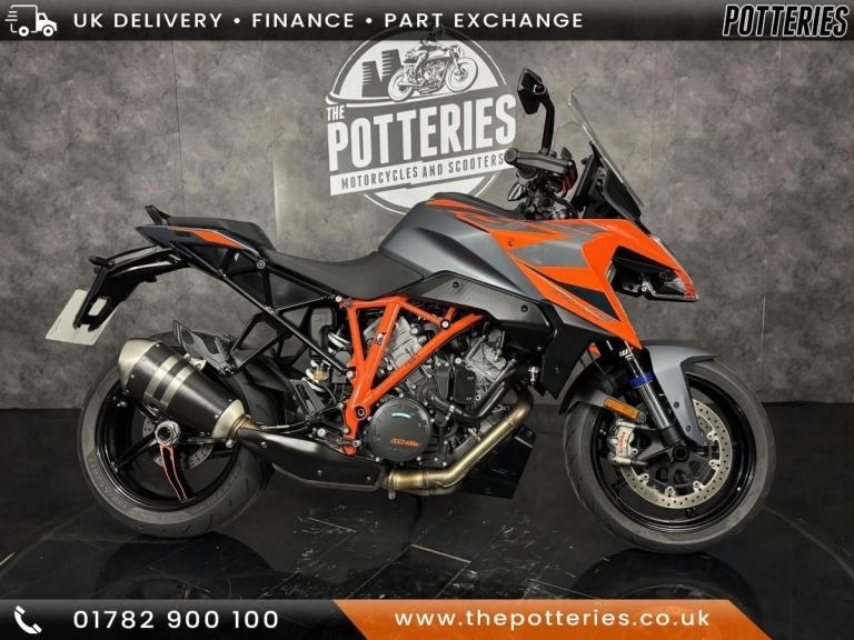 2023 KTM 1290 SuperDuke GT